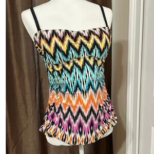 Ocean Avenue maternity friendly swimwear top size M ruched sides